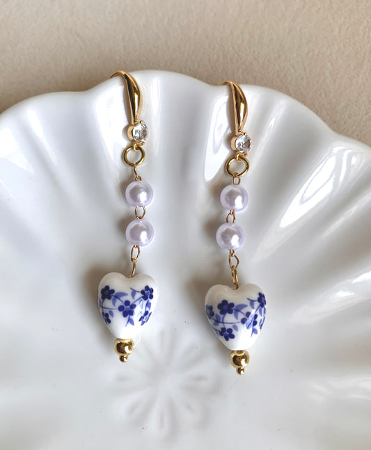 Aros Pearly Delft Hearts